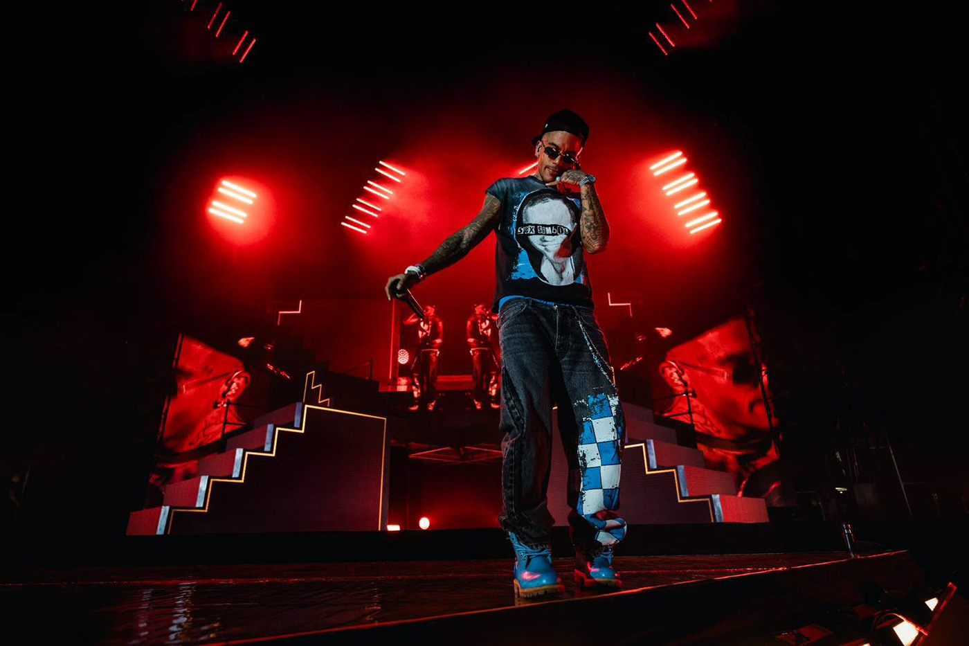 Sfera Ebbasta Tour 2025 — GATE1 Studio